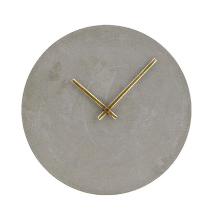 Minimalistische Betonnen Wandklok met Messing Wijzers – Scandinavisch Design