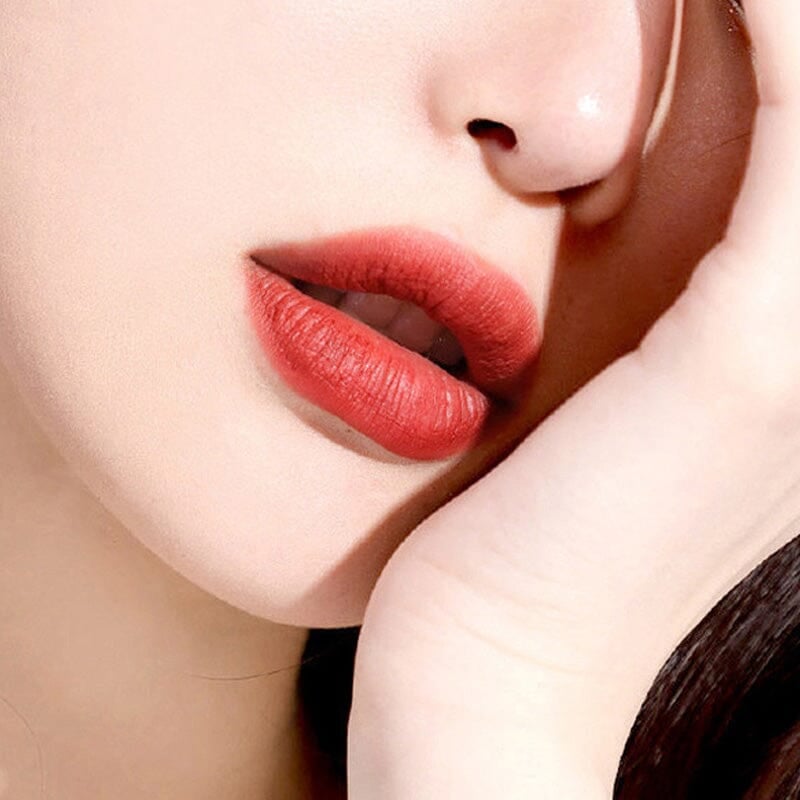 GlossBag™ - Fluwelen matte lippenstift set met kettingtasje [50% Korting]