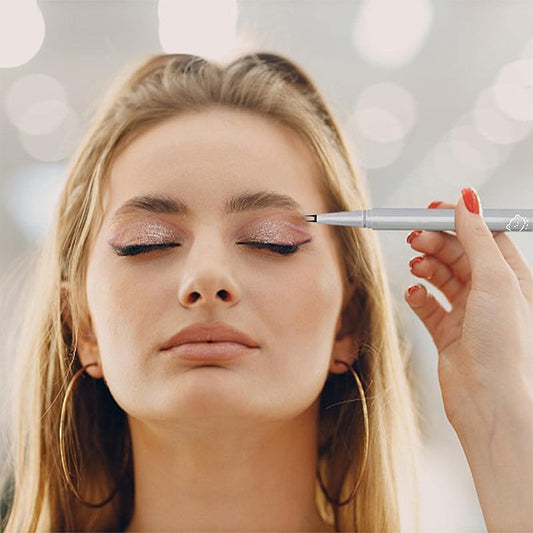 LashLix™ – Moeiteloze precisie voor verbluffend grotere en expressievere ogen [1 + 1 Gratis]