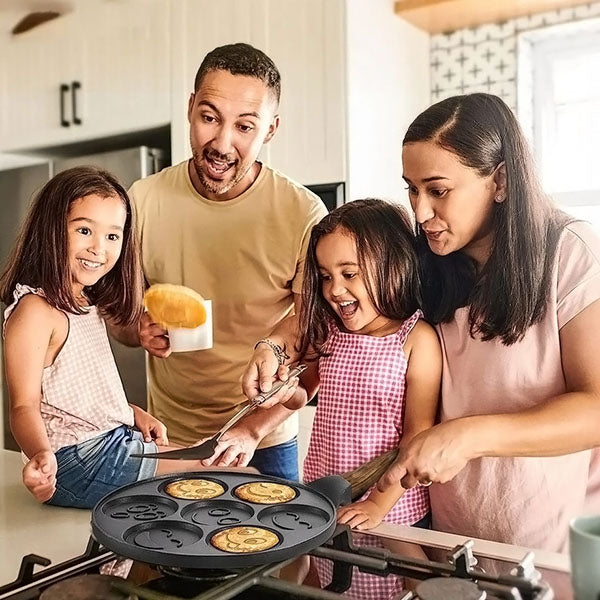 HappiPan™ – Smiley-pannenkoekenpan voor vrolijk ontbijtplezier [50% Korting]