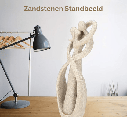 Abstracte liefdessculptuur van keramiek – modern woondekor