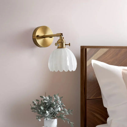 Lotus Glazen Wandlamp – decoratief wandlicht met bloemdesign