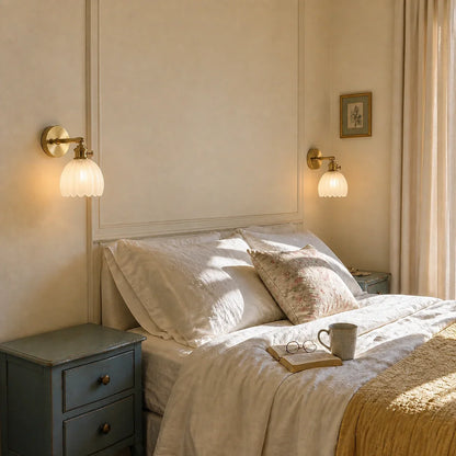 Lotus Glazen Wandlamp – decoratief wandlicht met bloemdesign