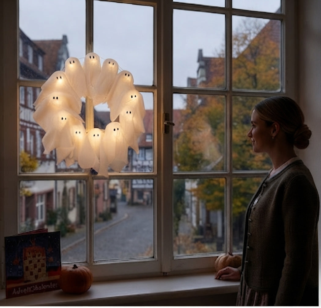Halloween krans met LED-verlichting – 12 lichtgevende geesten, 31 cm