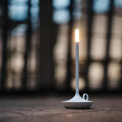 TorchLite™ – Elegante Scandinavische kandelaar voor een warme, stijlvolle sfeer [50% Korting]