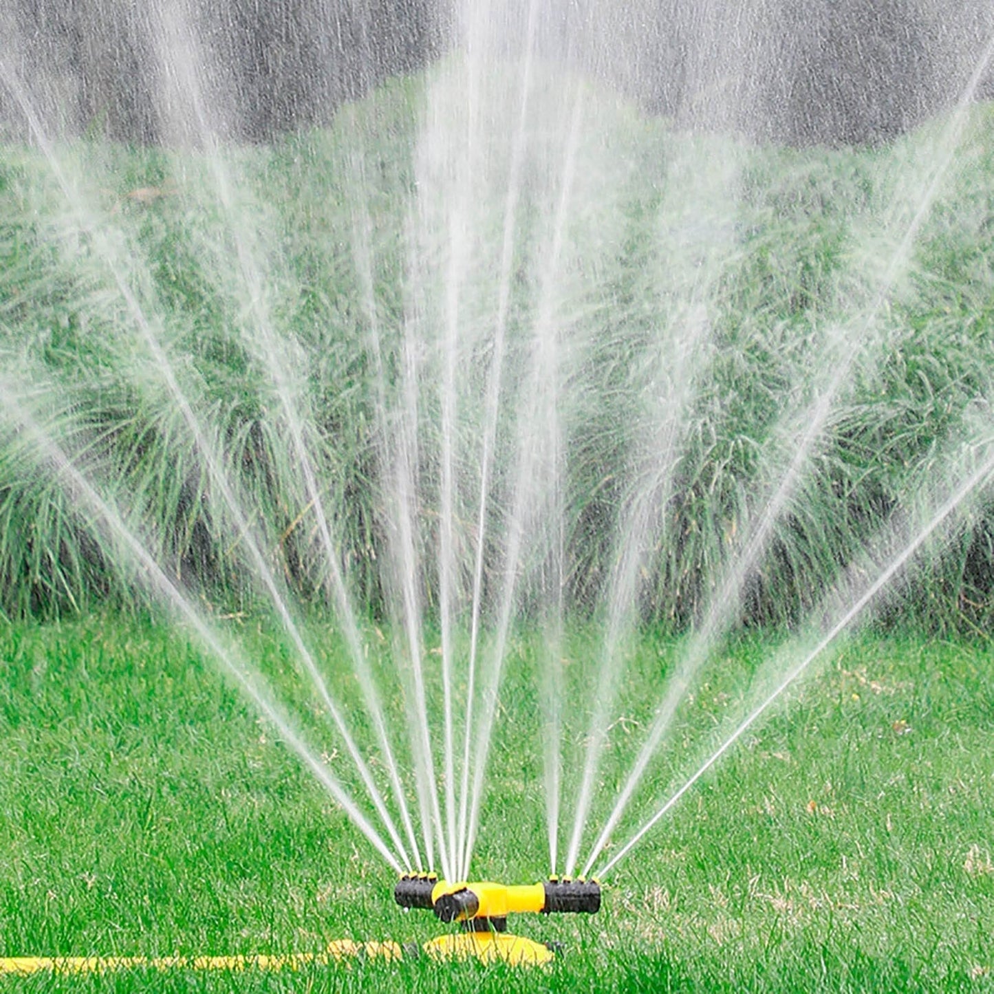YardSpray™ – 360° Tuinsproeier voor Gazon & Bloembedden