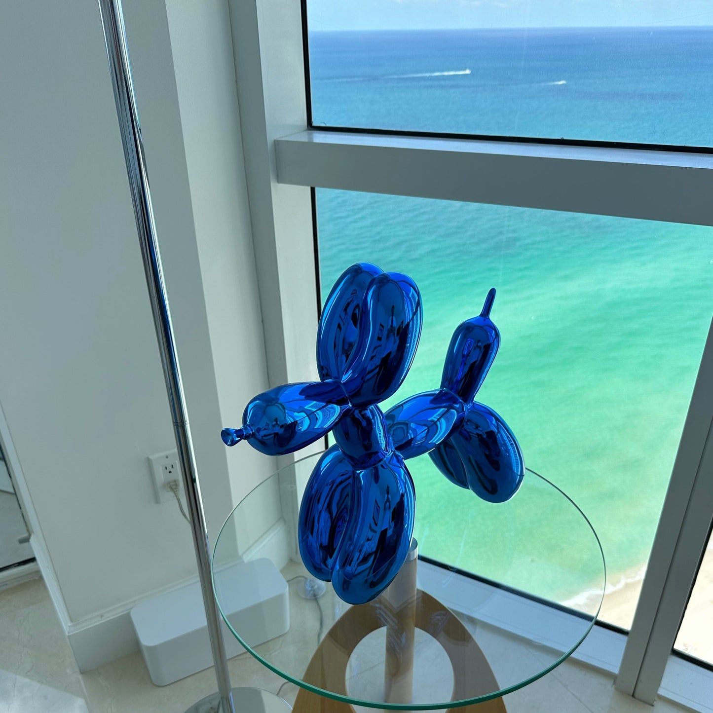 Ballonhond sculptuur van hars – moderne pop-art decoratiefiguur