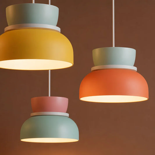 Noordse hanglamp met kleurblok-design voor moderne ruimtes