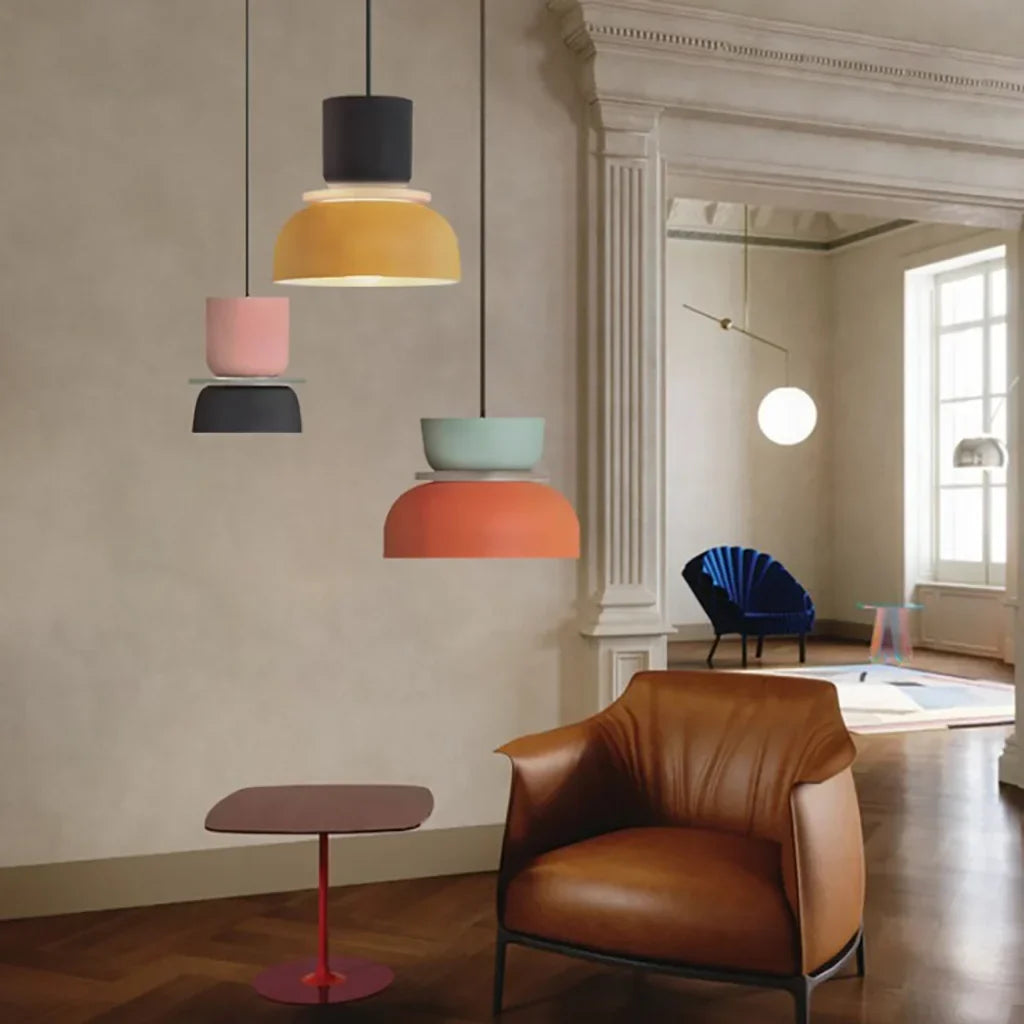 Noordse hanglamp met kleurblok-design voor moderne ruimtes