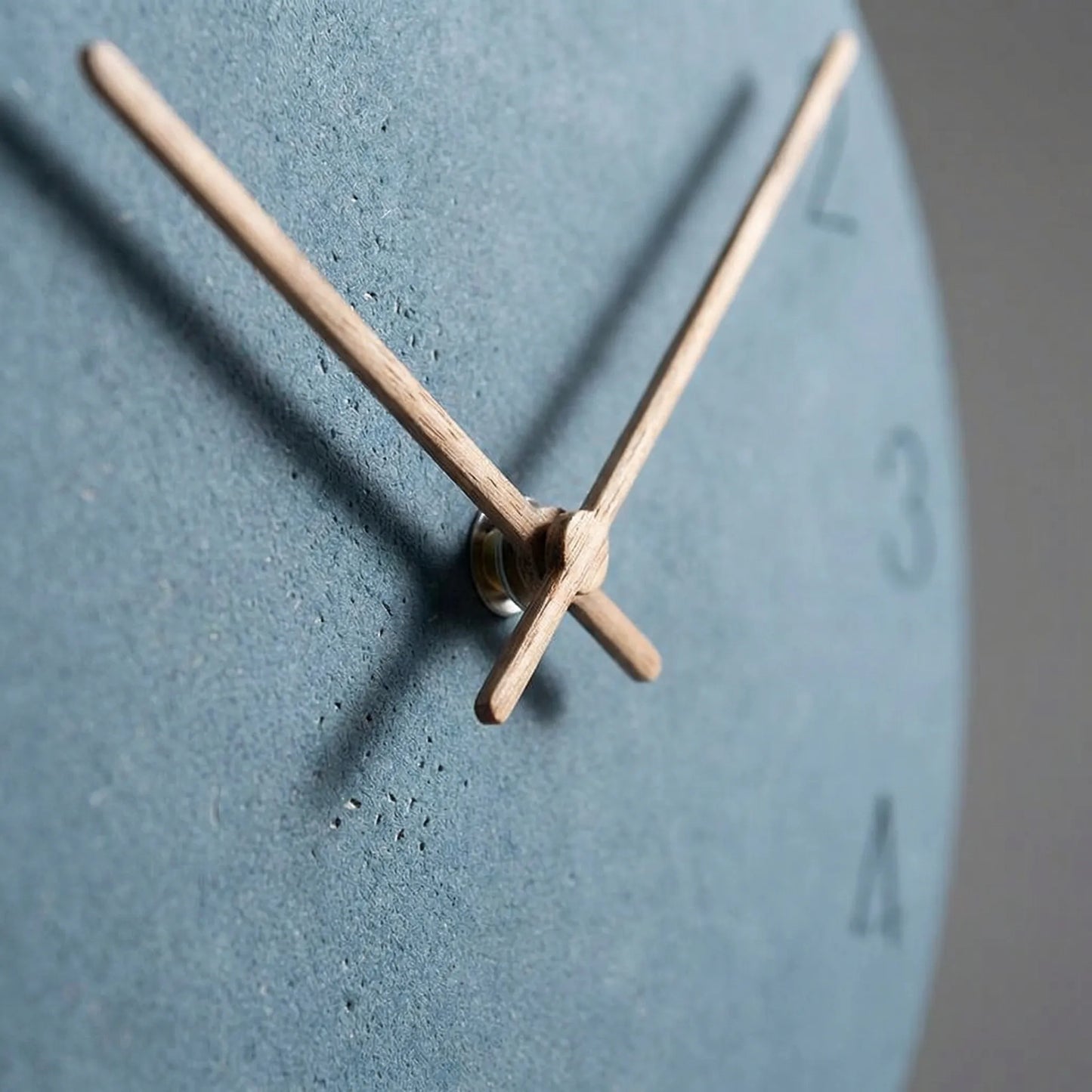 Ronde wandklok met stil uurwerk – minimalistisch ontwerp