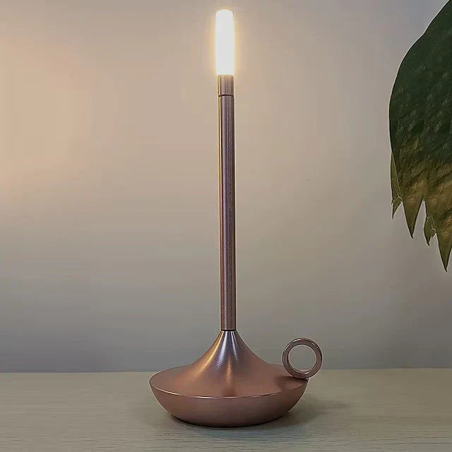 TorchLite™ – Elegante Scandinavische kandelaar voor een warme, stijlvolle sfeer [50% Korting]
