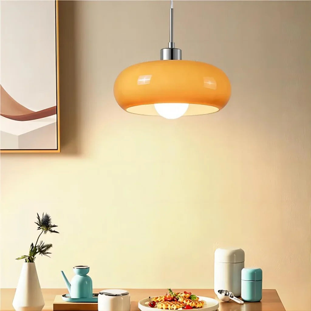 Glazen hanglamp in Bauhaus-stijl voor moderne interieurs