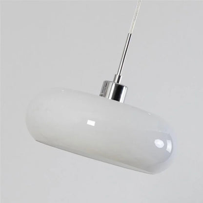 Glazen hanglamp in Bauhaus-stijl voor moderne interieurs