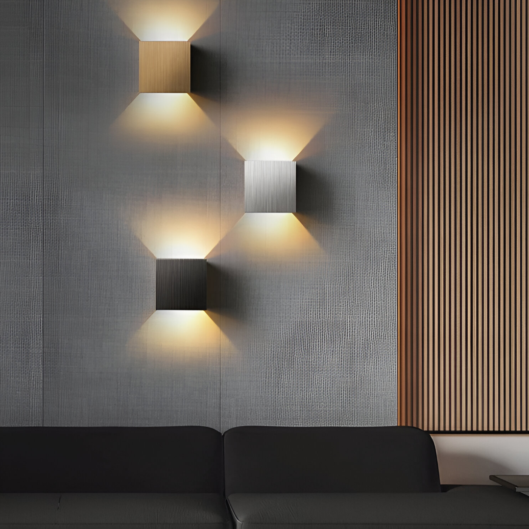 Wandlamp met USB & netstroom – warm & koudwit