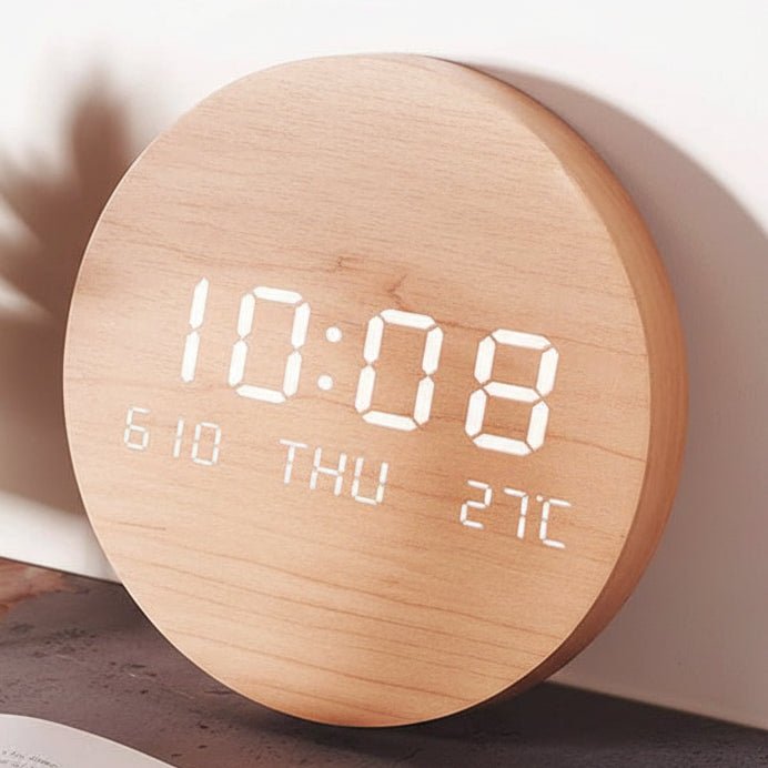 Digitale LED-tafelklok in Scandinavisch design – minimalistisch
