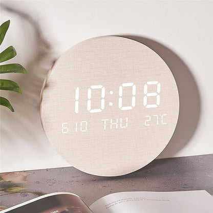 Digitale LED-tafelklok in Scandinavisch design – minimalistisch