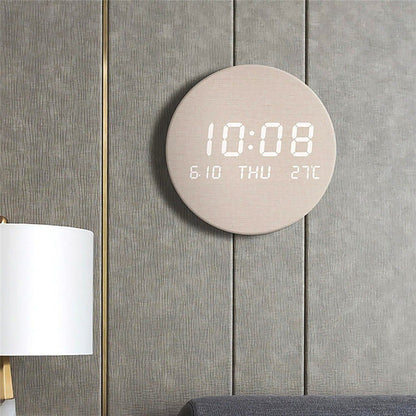 Digitale LED-tafelklok in Scandinavisch design – minimalistisch