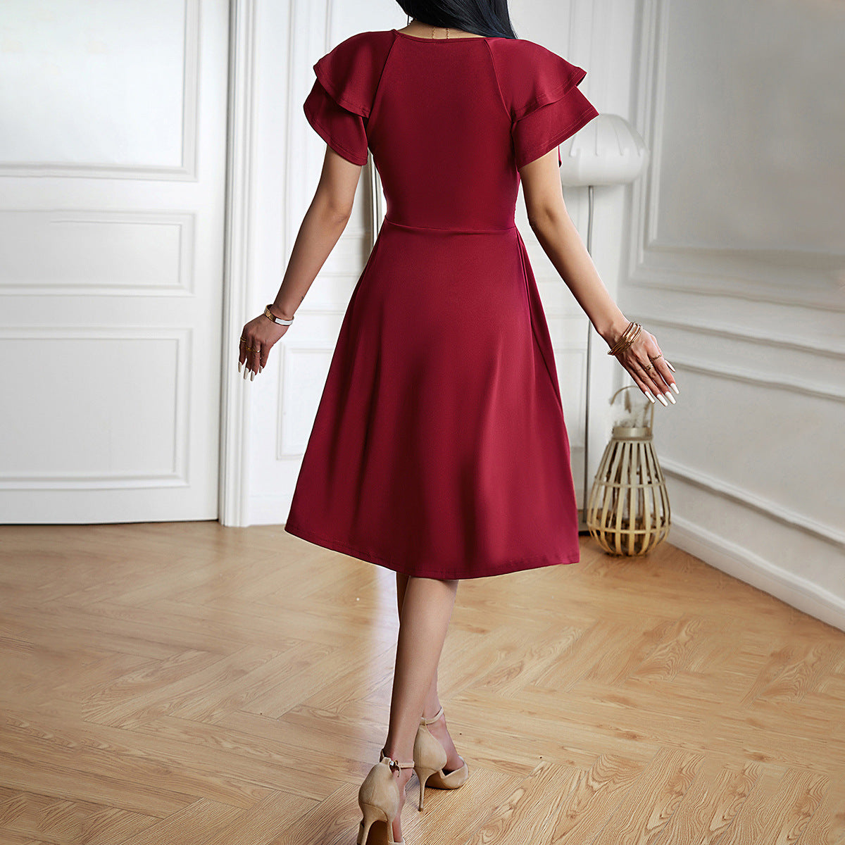 Hendrika™ – Dames midi-jurk met V-hals voor elegante gelegenheden [50% Korting]