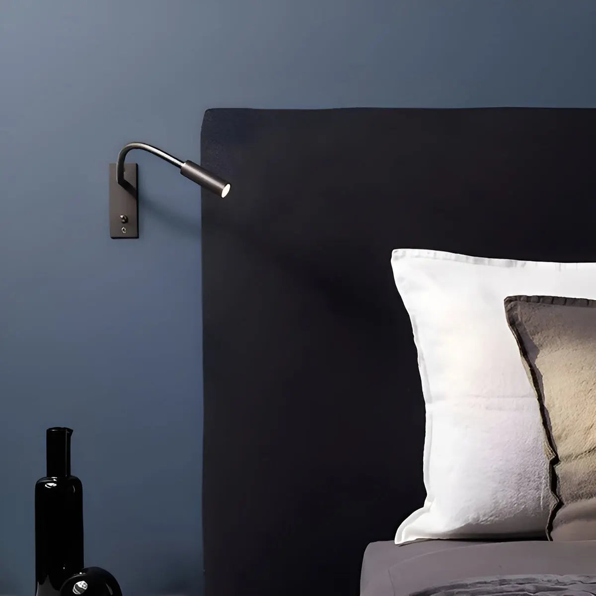 Wandleeslamp met flexibele arm en drie lichtkleuren