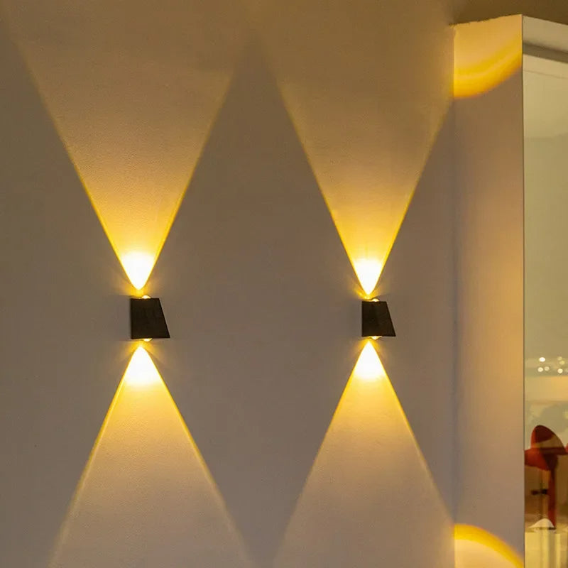 Zonne-energie LED Wandlamp voor buiten – draadloos & weerbestendig