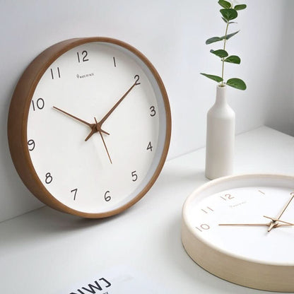 Analoge houten wandklok met geruisloos uurwerk – 25 cm