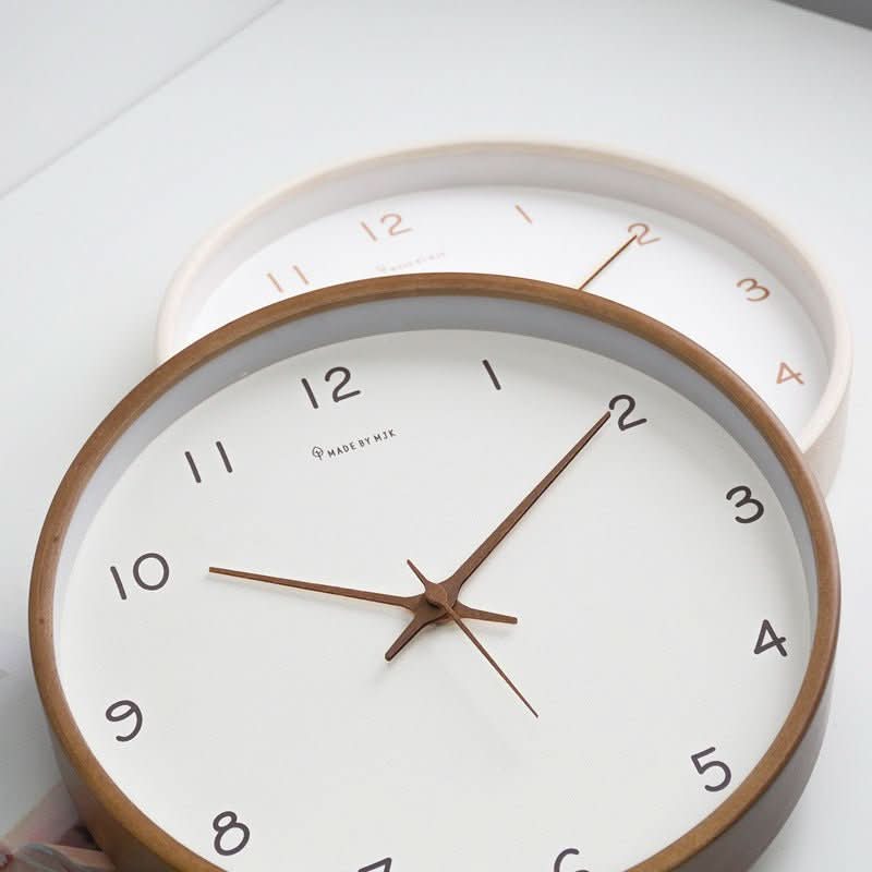 Analoge houten wandklok met geruisloos uurwerk – 25 cm