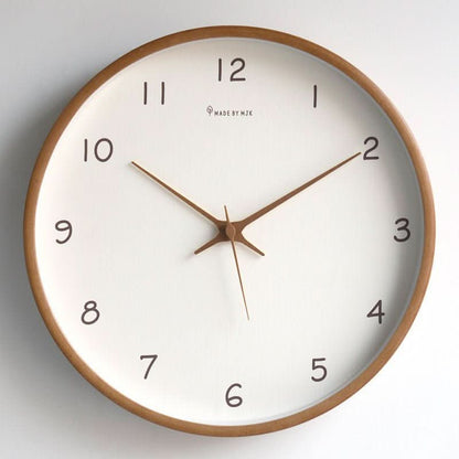 Analoge houten wandklok met geruisloos uurwerk – 25 cm