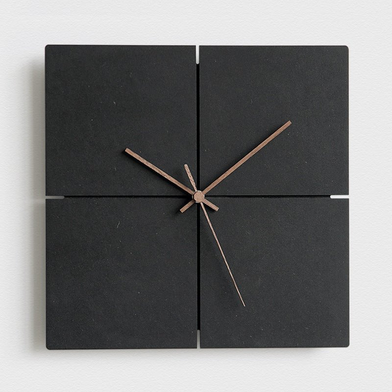 Geruisloze wandklok met minimalistisch design voor woonruimtes