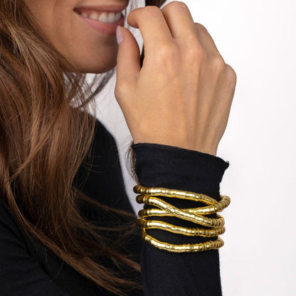 Neckina™ – Flexibele Slangenketting & Choker | Gouden Sieraad