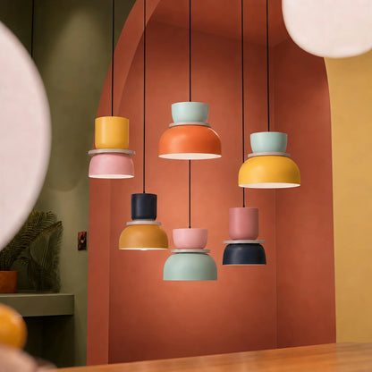 Noordse hanglamp met kleurblok-design voor moderne ruimtes