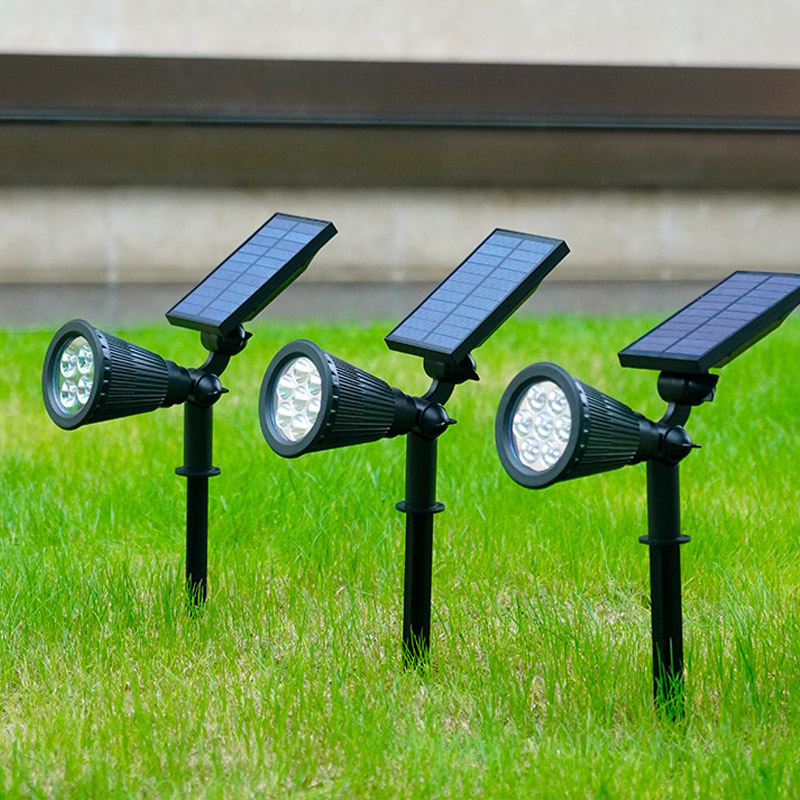 SunFlood – Op zonne-energie aangedreven LED-tuinspot voor gratis buitenverlichting [50% Korting]