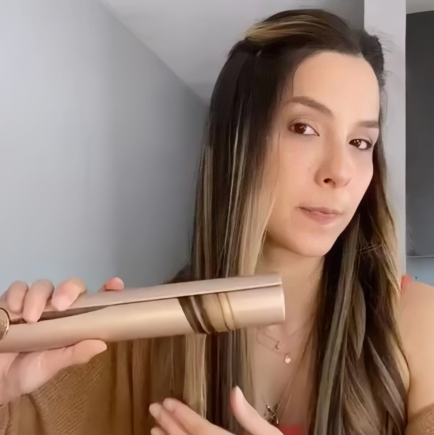 Valcero™ – Salonperfect glanzend haar elke ochtend moeiteloos stylen [50% Korting]