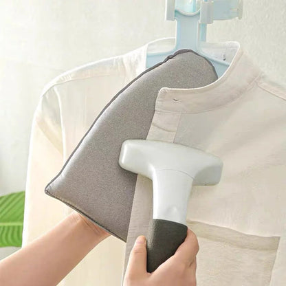 SteamGuard™ – Stoomhandschoenen met praktische strijktafelhouder [1 + 1 Gratis]