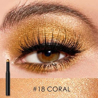 FlashLuxe – Uitvegingsbestendige oogmake-up in seconden [1 + 1 Gratis]