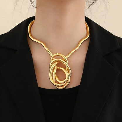 Neckina™ – Flexibele Slangenketting & Choker | Gouden Sieraad