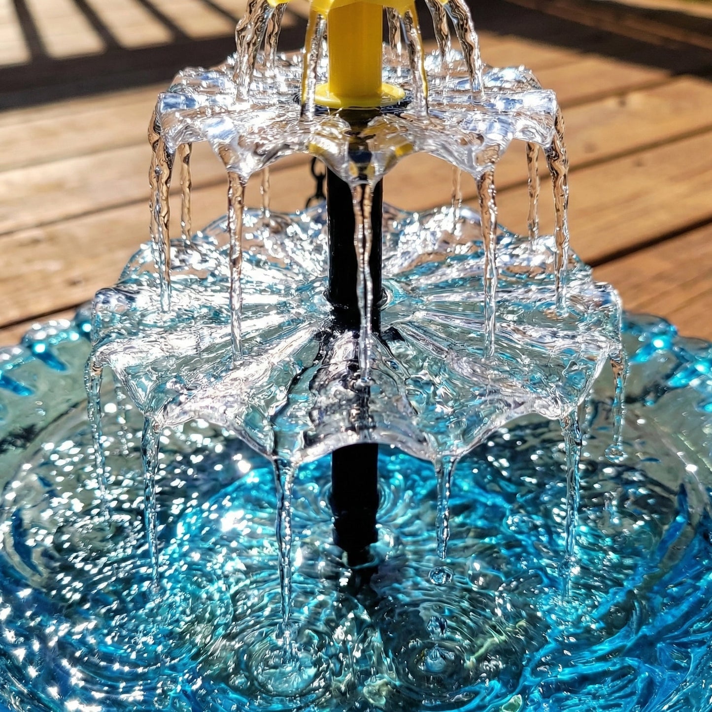 AquaBloom – Hangende Solarfontein voor Tuin & Balkon | Vogelbad