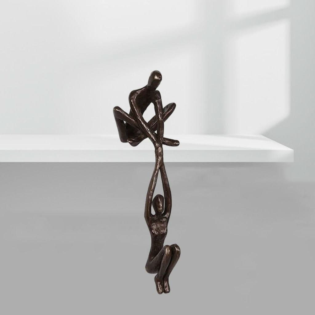 Abstracte menselijke figuur sculptuur van resin – minimalistisch design