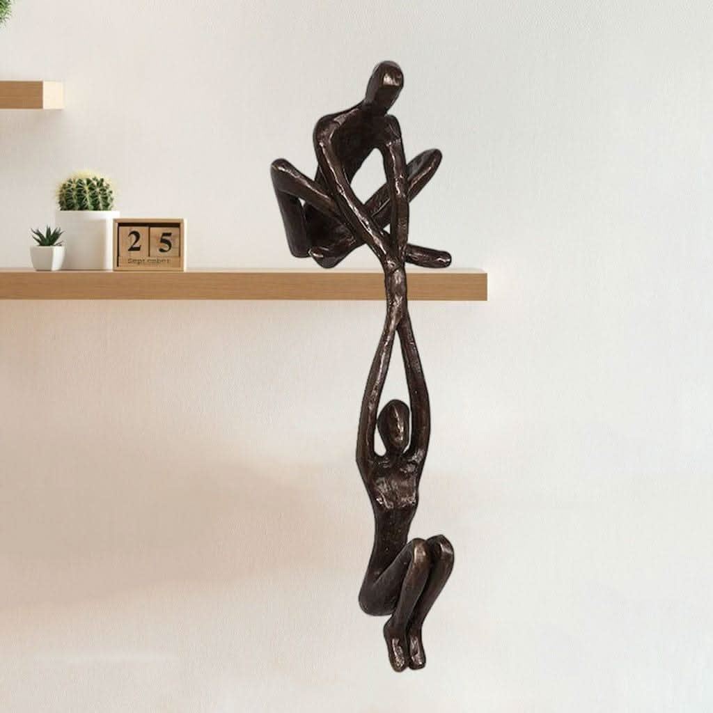 Abstracte menselijke figuur sculptuur van resin – minimalistisch design