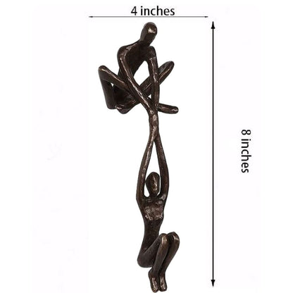 Abstracte menselijke figuur sculptuur van resin – minimalistisch design