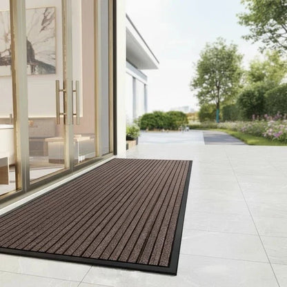 Duurzame deurmat met antislip onderkant en vuilopvangende functie