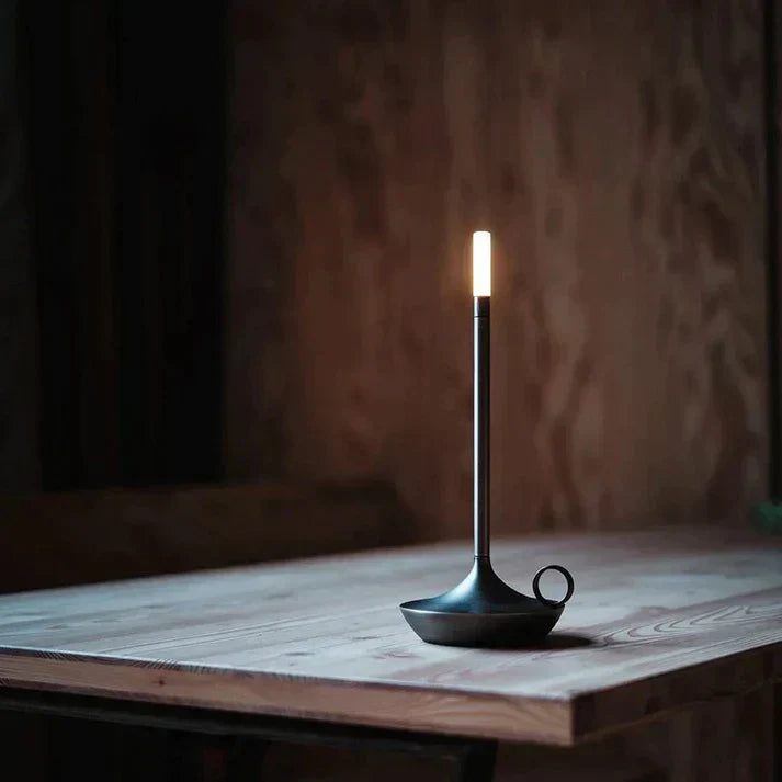 TorchLite™ – Elegante Scandinavische kandelaar voor een warme, stijlvolle sfeer [50% Korting]