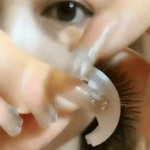 EasyLash – Zelfklevende wimpers voor moeiteloze glamour [50% korting]