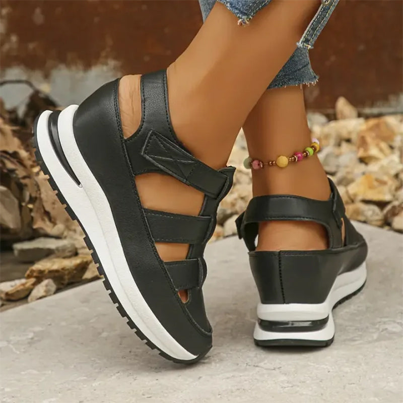 Jessica™ – Elegante sneakersandalen met gesloten teen voor elke dag [50% Korting]